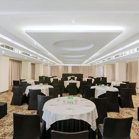 Sarovar Portico , Indore 호텔 외부 사진