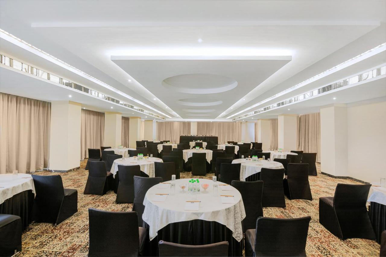 Sarovar Portico , Indore 호텔 외부 사진
