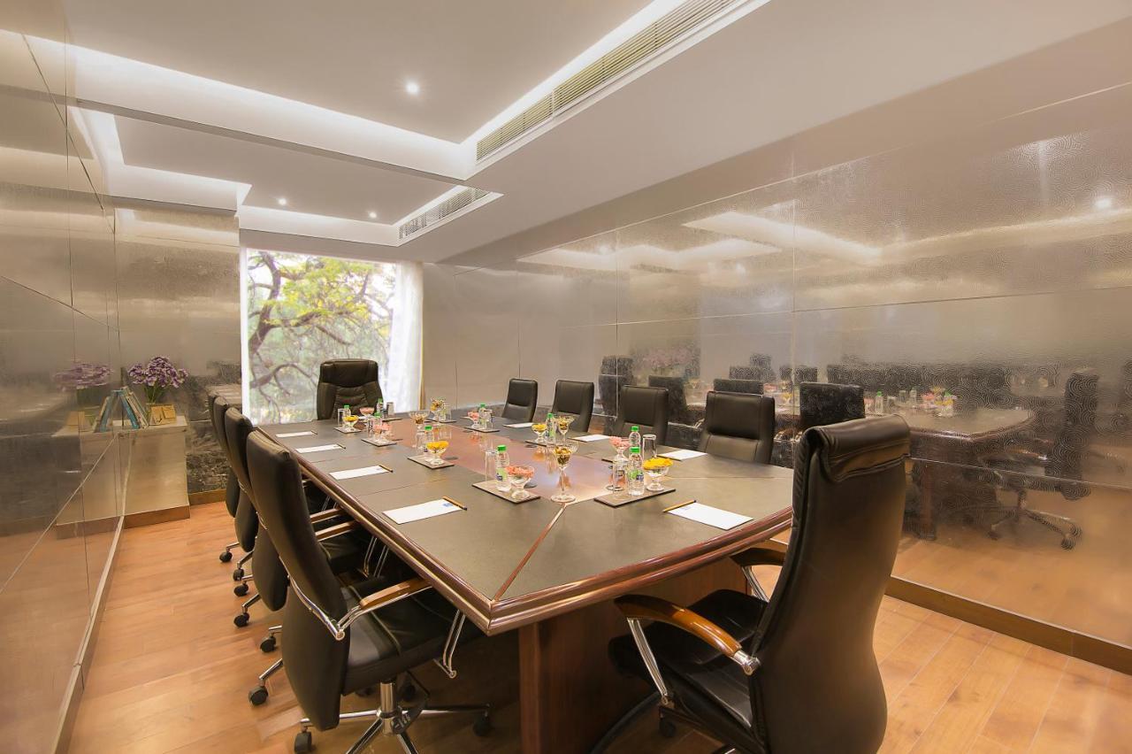 Sarovar Portico , Indore 호텔 외부 사진
