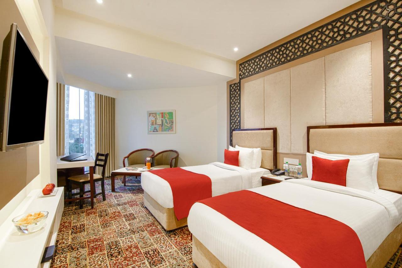 Sarovar Portico , Indore 호텔 외부 사진
